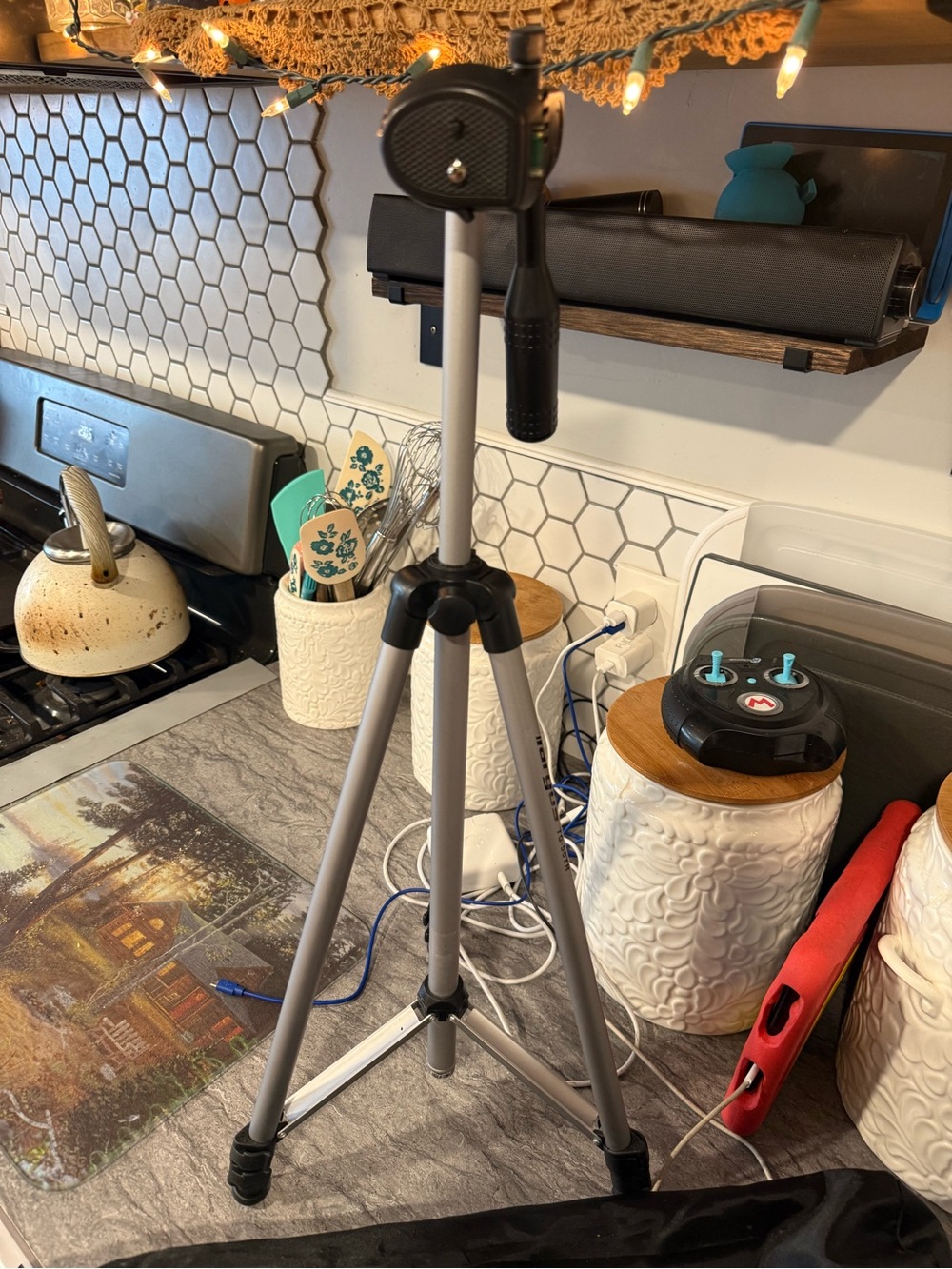 Targus Lightweight Silver Tripod Stand for Home and Kitchen Use
